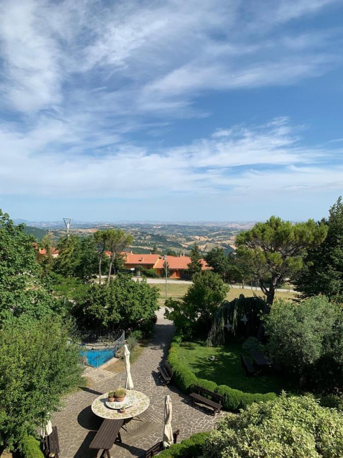Hotel Tetto Delle Marche - Ristorante Dei Conti Cingoli Exteriér fotografie