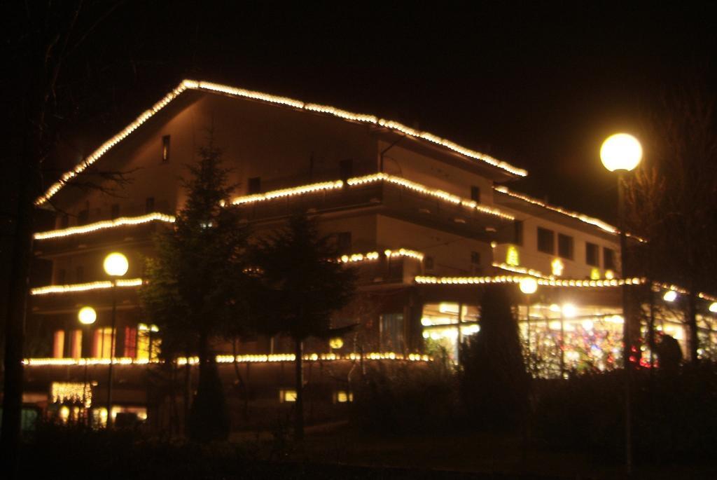 Hotel Tetto Delle Marche - Ristorante Dei Conti Cingoli Exteriér fotografie