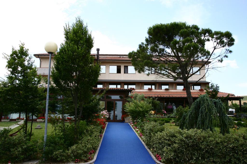 Hotel Tetto Delle Marche - Ristorante Dei Conti Cingoli Exteriér fotografie