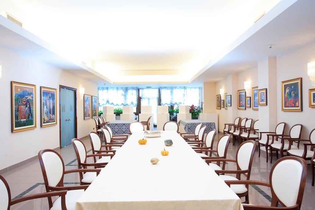 Hotel Tetto Delle Marche - Ristorante Dei Conti Cingoli Exteriér fotografie